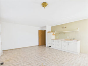 Großes Zimmer Einliegerwohnung