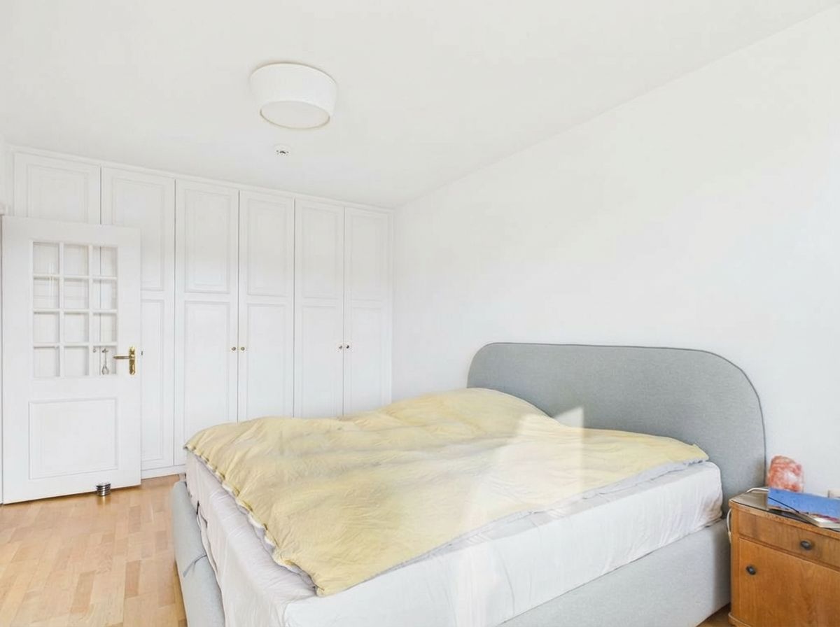 Schlafzimmer1 - Lütt Immobilien Kiel (2).jpg