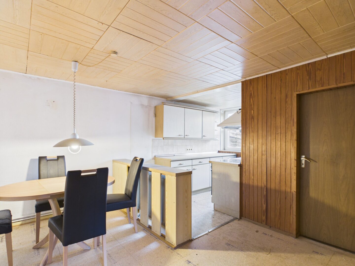 Wohnküche- Lütt Immobilien Laboe.jpg