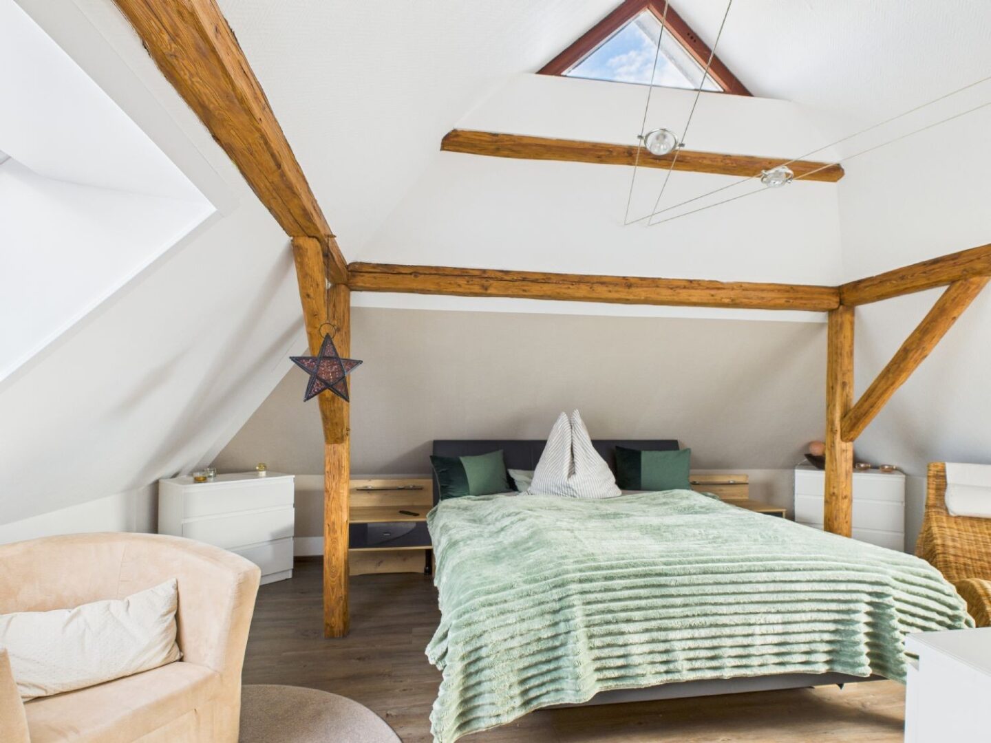 Schlafzimmer OG - Lütt Immobilien - Malente