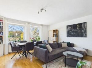 Wohn-Eßzimmer - Lütt Immobilien Kiel (2).jpg