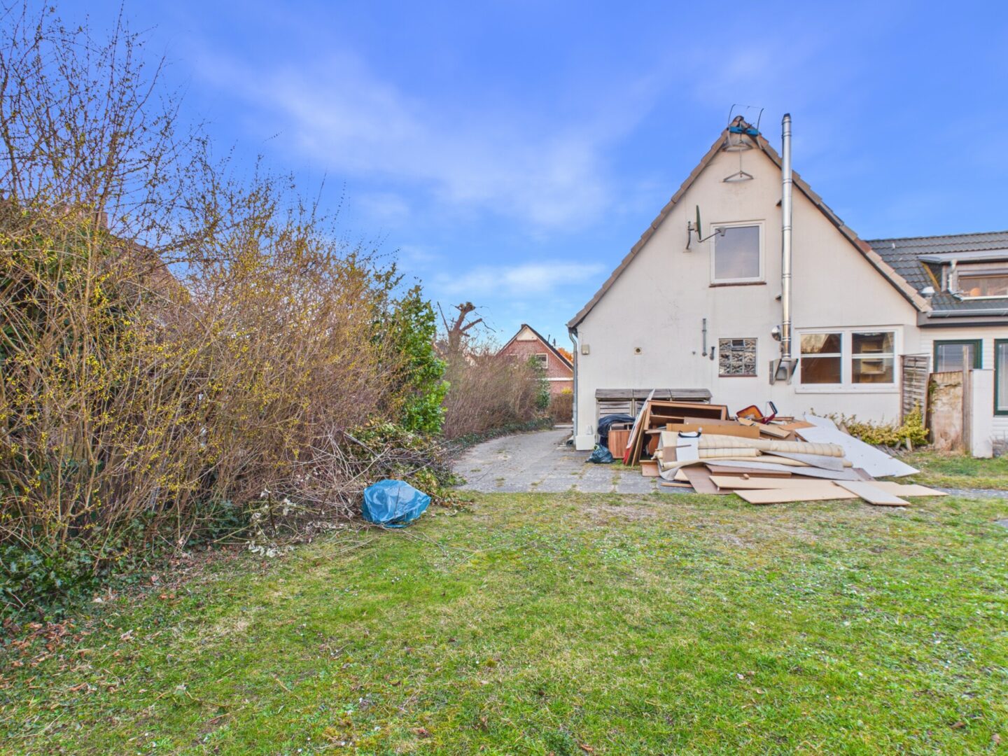 Gartenansicht- Lütt Immobilien Laboe.jpg