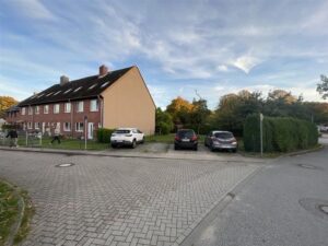 Straßenansicht -Lütt Immobilien