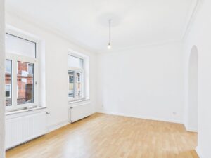großes Zimmer Blick zur Straße  - Papenkamp - Lütt Immobilien