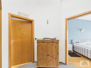 Flur DG - Lütt Immobilien Kiel