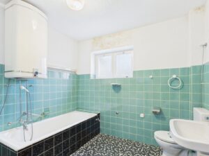 Kossau - Lütt Immobilien  - Badzimmer EG