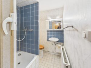 Kossau - Lütt Immobilien  - Bad DG 2