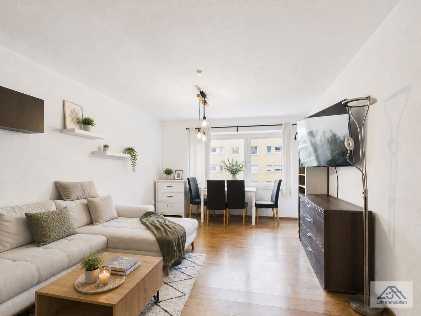 Wohnzimmer - Lütt Immobilien - Kiel.jpg