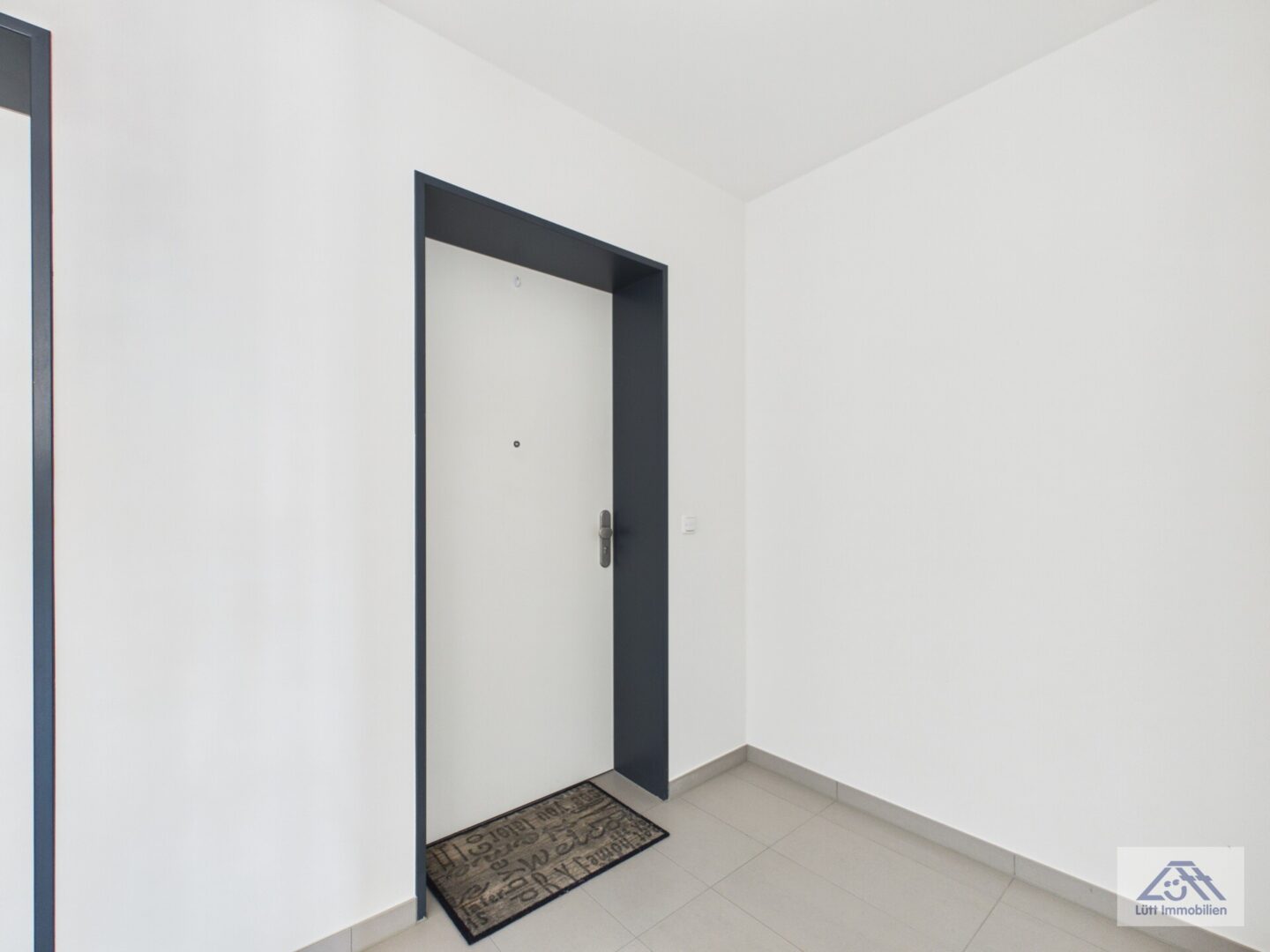 Wohnungstür.jpg