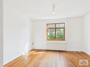 Zimmer 2 EG Altbau (2)