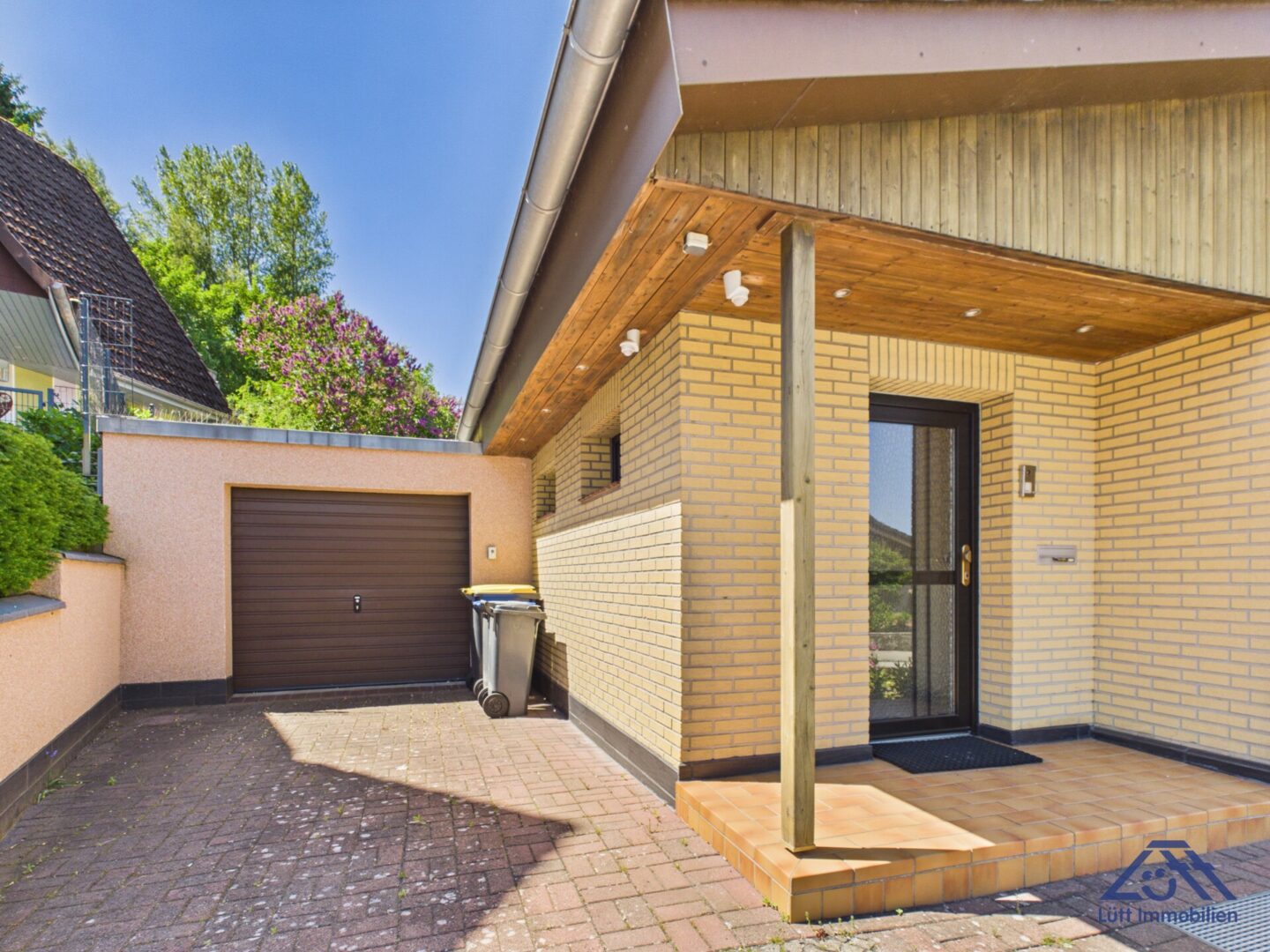 Eingangsbereich - Lütt Immobilien - Kiel