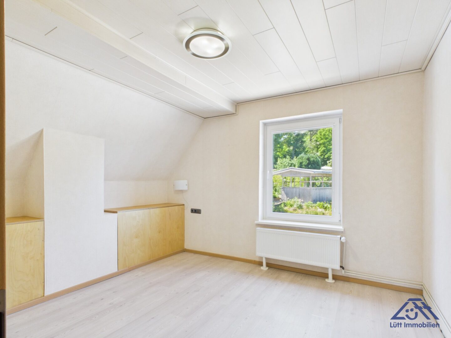 Zimmer 1 OG - Lütt Immobilien - Kiel