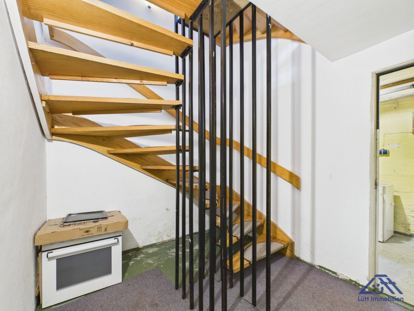 Flur KG - Lütt Immobilien - Selent