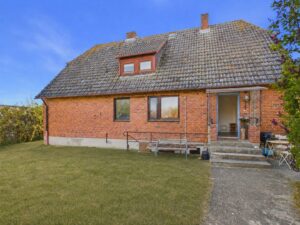 Nebeneingang - Lütt Immobilien Kiel