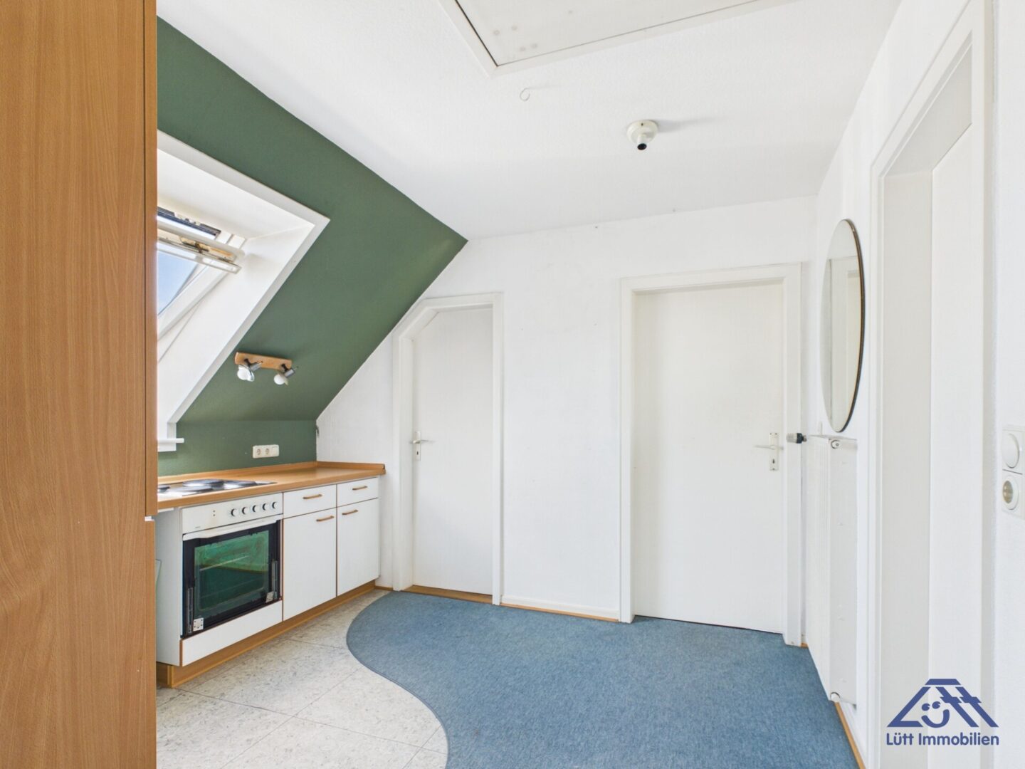 Küche Dachgeschoss Ansicht - Lütt Immobilien - Schackendorf