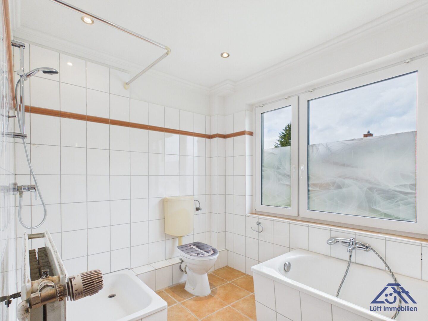 Duschbad OG - Lütt Immobilien - Selent