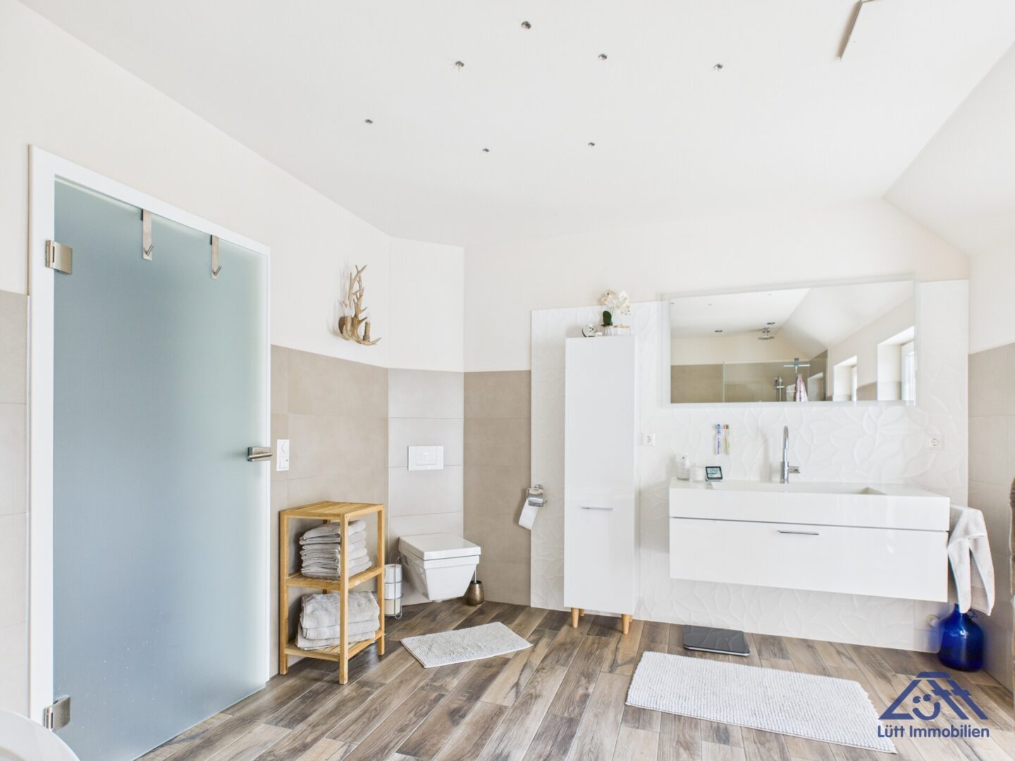 Badezimmer - Lütt Immobilien - Bönebüttel