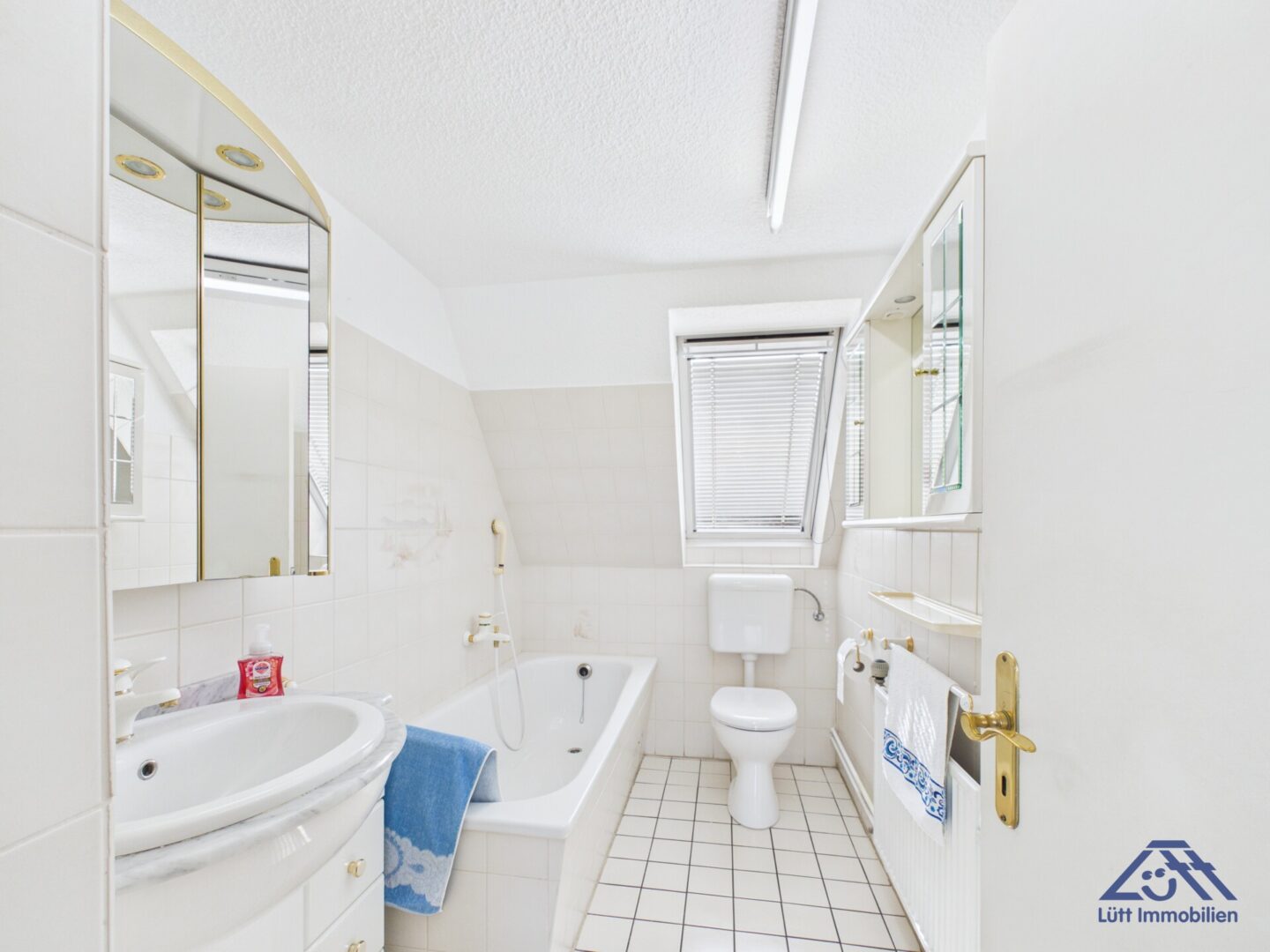 Badezimmer DG - Lütt Immobilien - Kiel