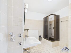 Bad-Dusche-Luett-Immobilien-Kiel-Mettenhof