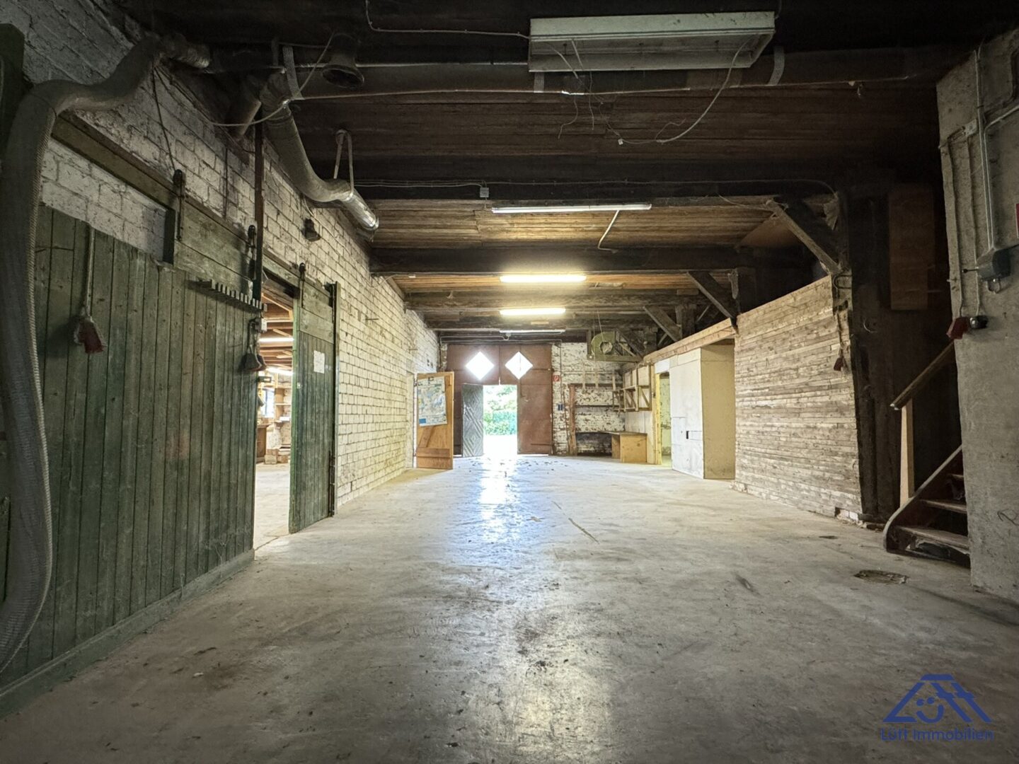 Eingang Halle - Lütt Immobilien