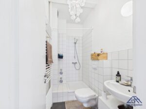 Badezimmer-Luett-Immobilien-Kiel-Suedfriedhof