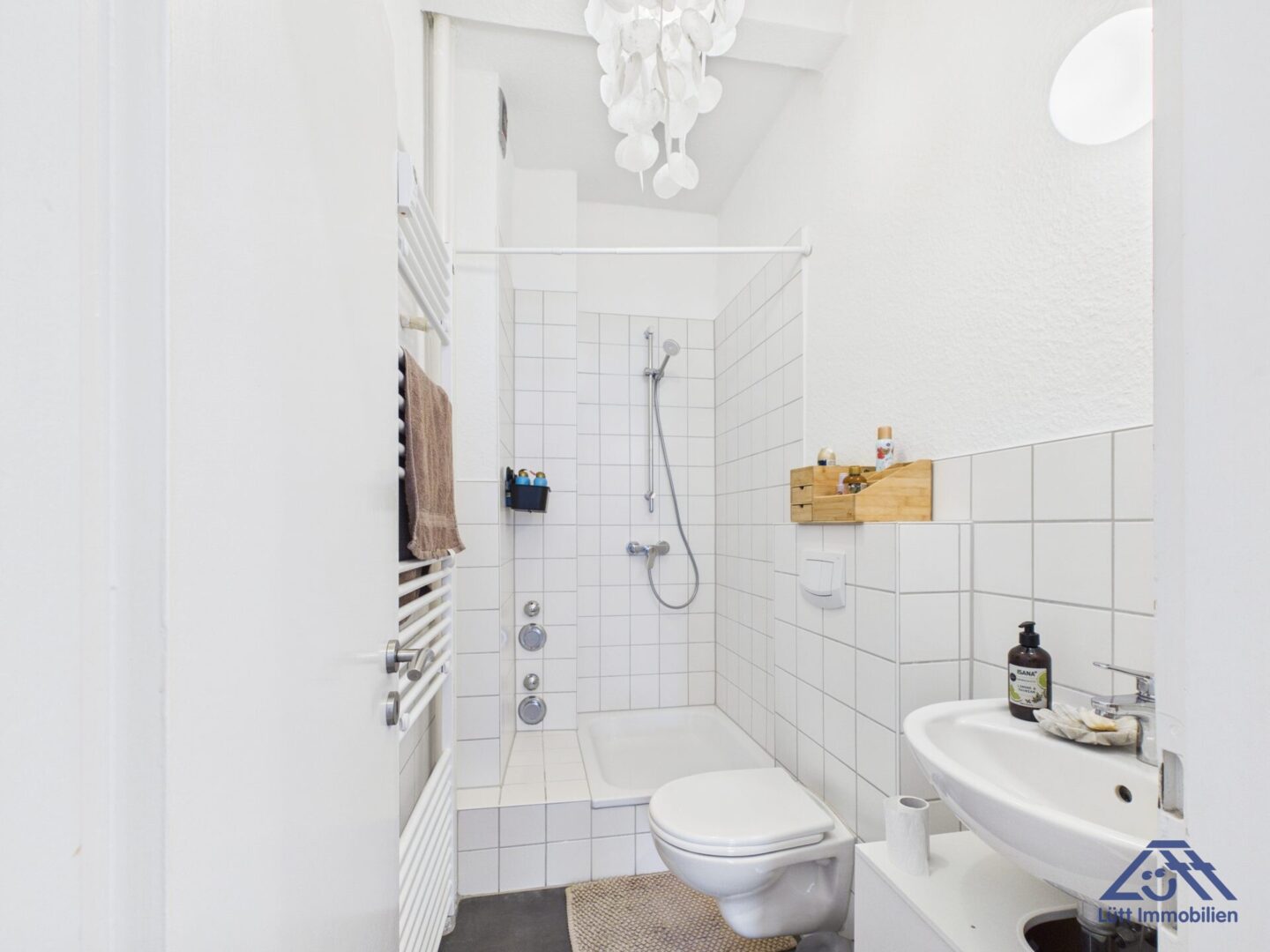 Badezimmer-Luett-Immobilien-Kiel-Suedfriedhof