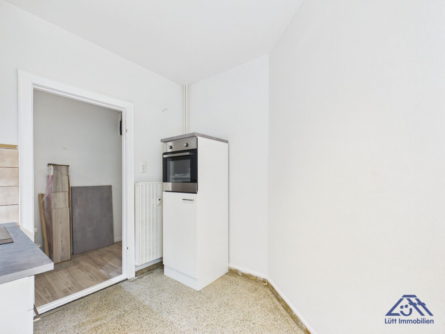 Kueche-Luett-Immobilien-Kiel-Gaarden