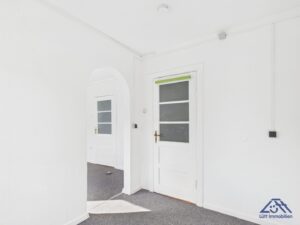 Ankleide, Kinderzimmer Eingang - Lütt Immobilien - Kiel