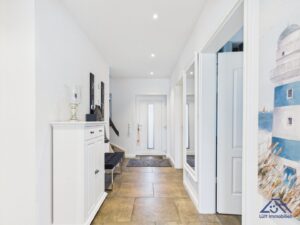Flur EG - Lütt Immobilien Selent