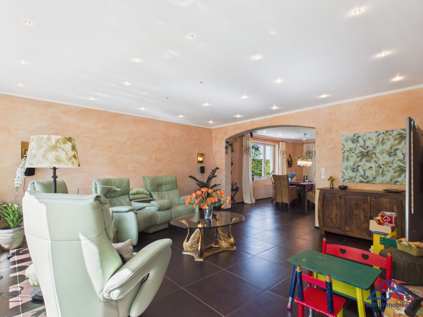 Wohnzimmer & Esszimmer - Lütt Immobilien - Kiel