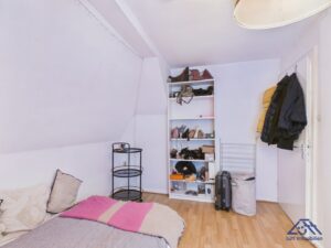 Zimmer 1 - Lütt Immobilien - Südfriedhof