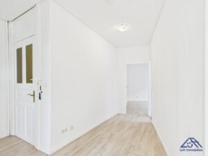 Flur-Luett-Immobilien-Kiel-Gaarden.jpg