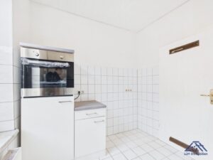 Kueche-Luett-Immobilien-Kiel-Gaarden.jpg