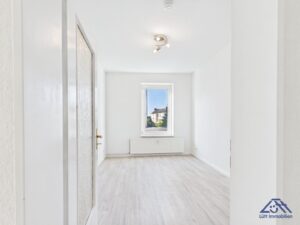 Zimmer-Luett-Immobilien-Kiel-Gaarden.jpg