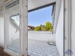Zugang Balkon - Lütt Immobilien - Adalbertstraße