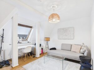 Zimmer 2 - Lütt Immobilien - Südfriedhof